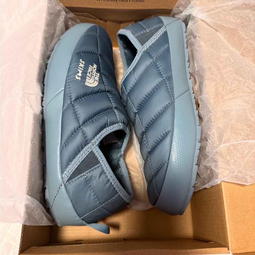 The North Face TNF X Skims Thermoball Traction Mule V